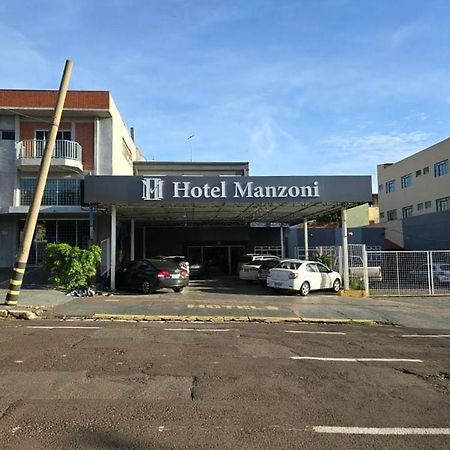 Hotel Manzoni 캄푸그란지 외부 사진